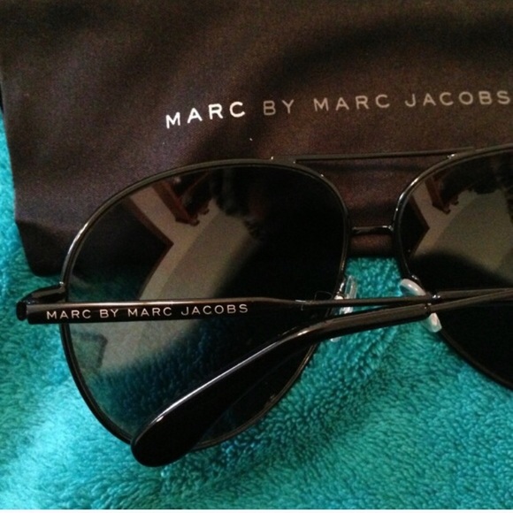 Marc by Marc Jacobs mirror aviators - Picture 2 of 4
